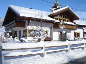Haus Göhl im Winter