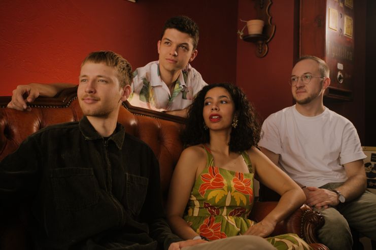 miBanda_Copyright Nik Jira