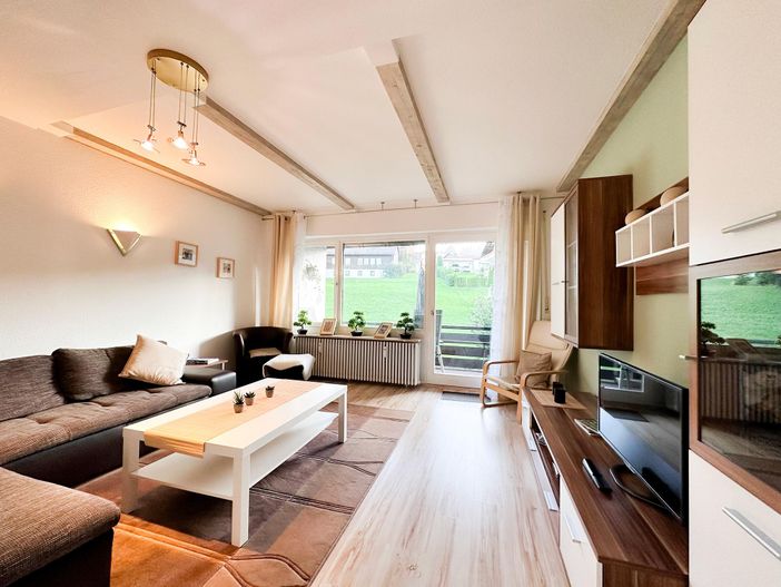 Ferienwohnung_Oberstaufen-Steibis-GipfelsichtWohnz