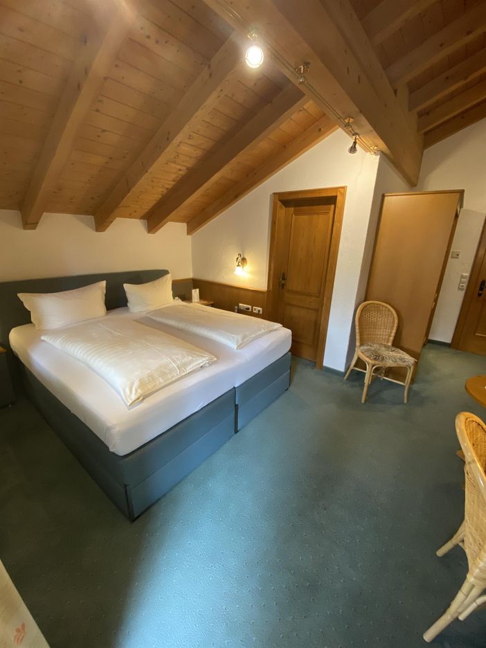 Zimmer 15 2
