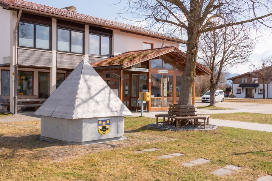 Gemeinde und Tourist Information Hopferau.