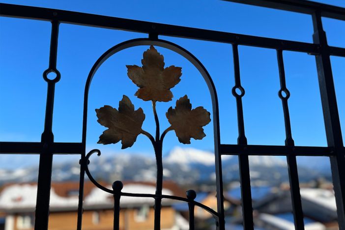 klAS Balkon Ahornblatt