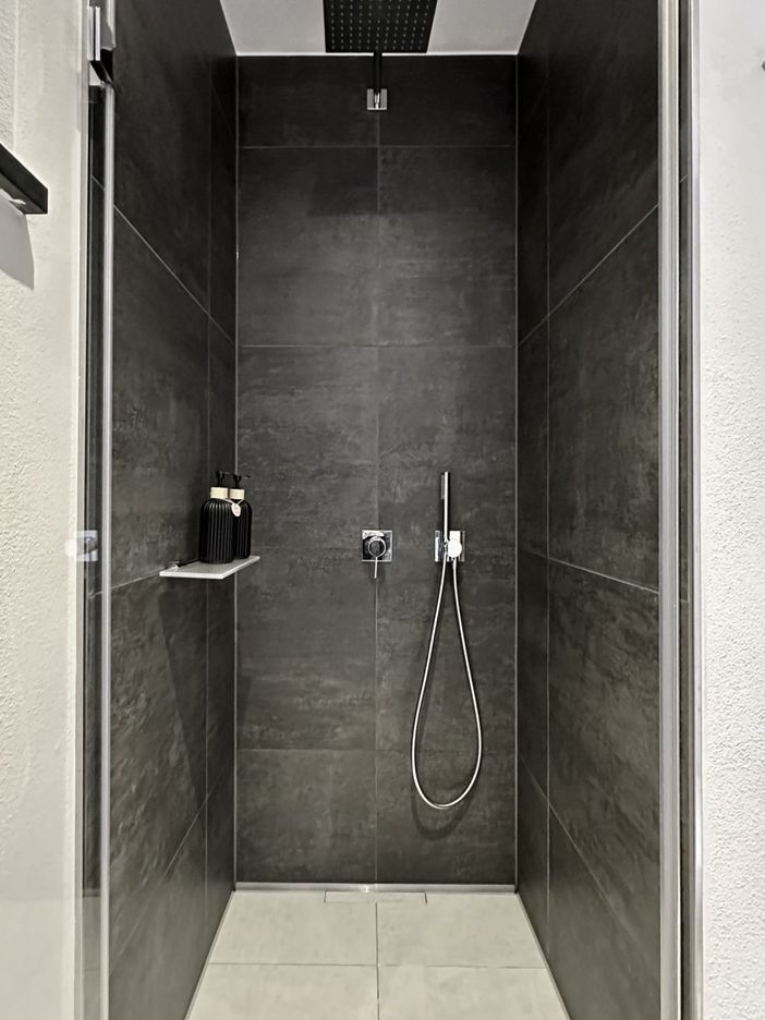 Dusche mit Rainshower
