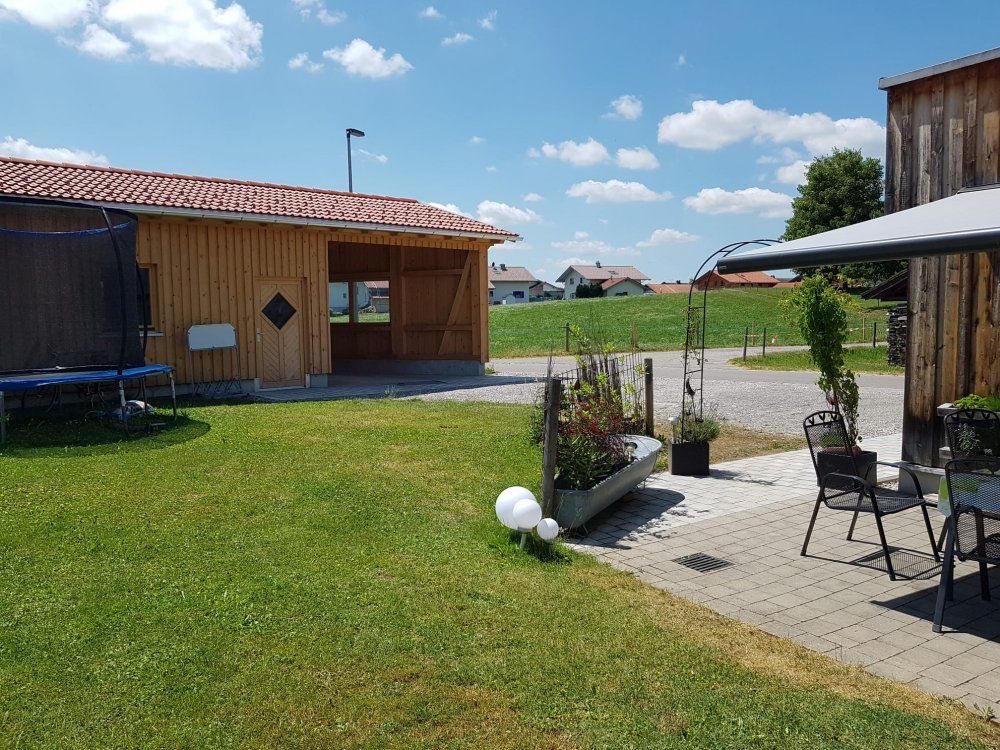Sicht in Garten - Terrasse Wohnung EG