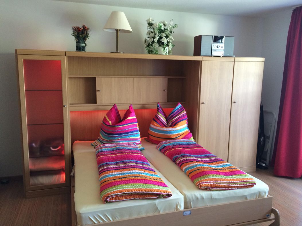 Ausklappbares Schrankbett 160x200