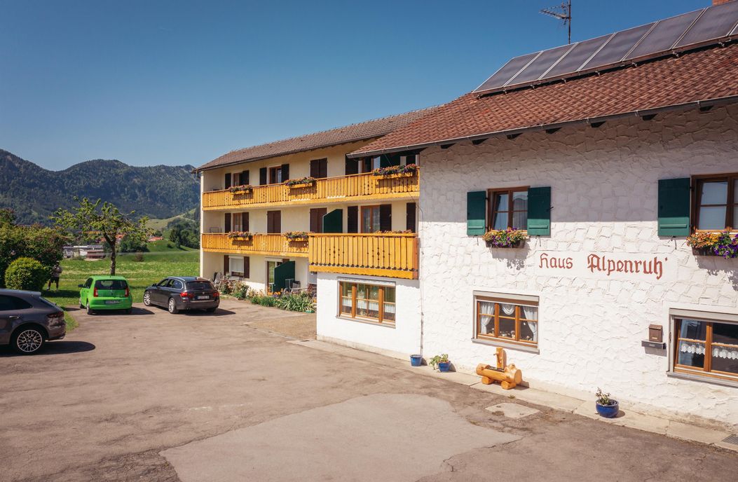 2 - Haus_Alpenruh-02