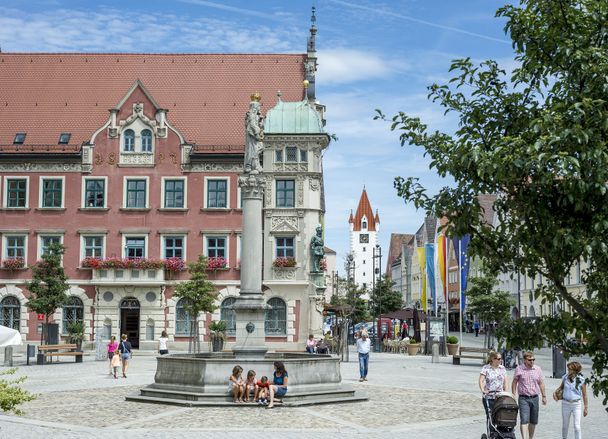 Marienplatz im Zentrum Mindelheims