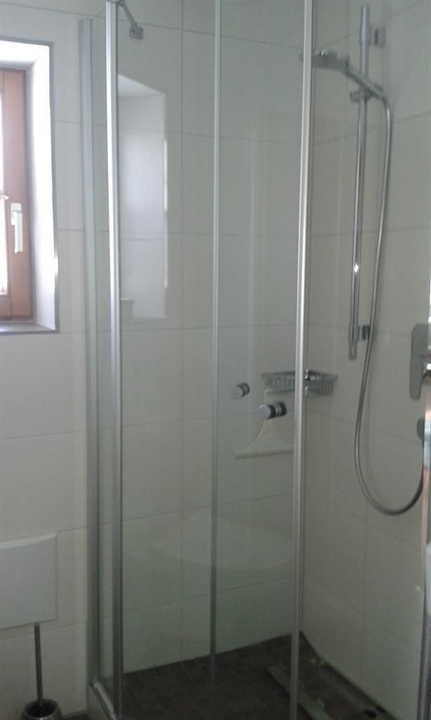 Dusche/WC1