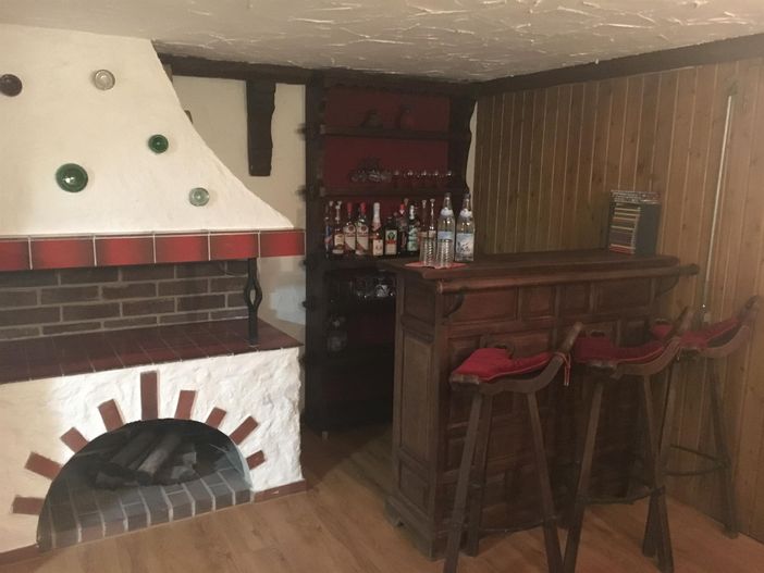 Kellerbar