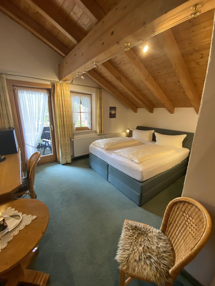 Zimmer 15 3