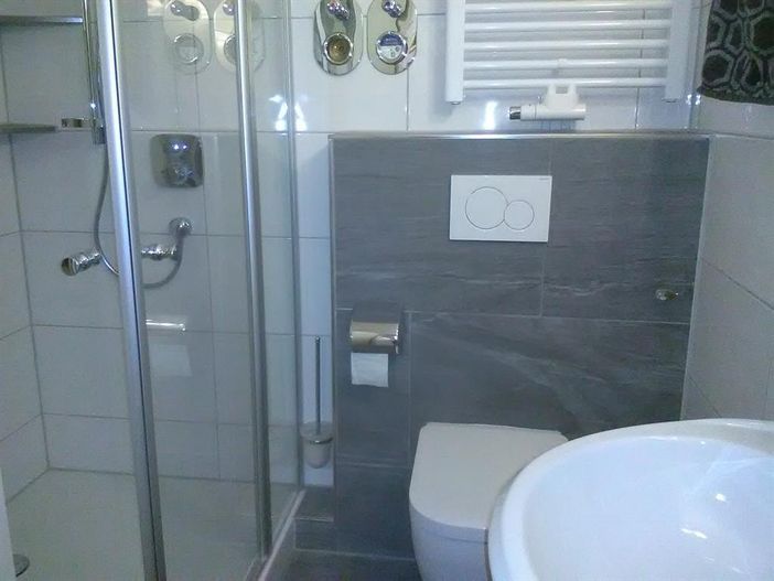 Bad/Dusche/WC