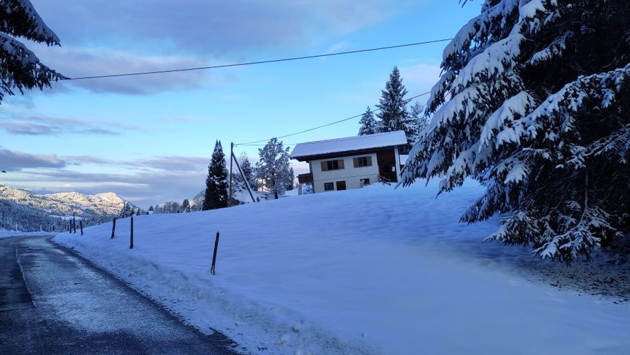 Georunde Rindberg Sibratsgfäll mit Schneeschuhen