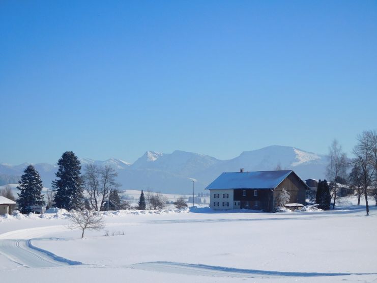 Bergblick Freibad Loipe