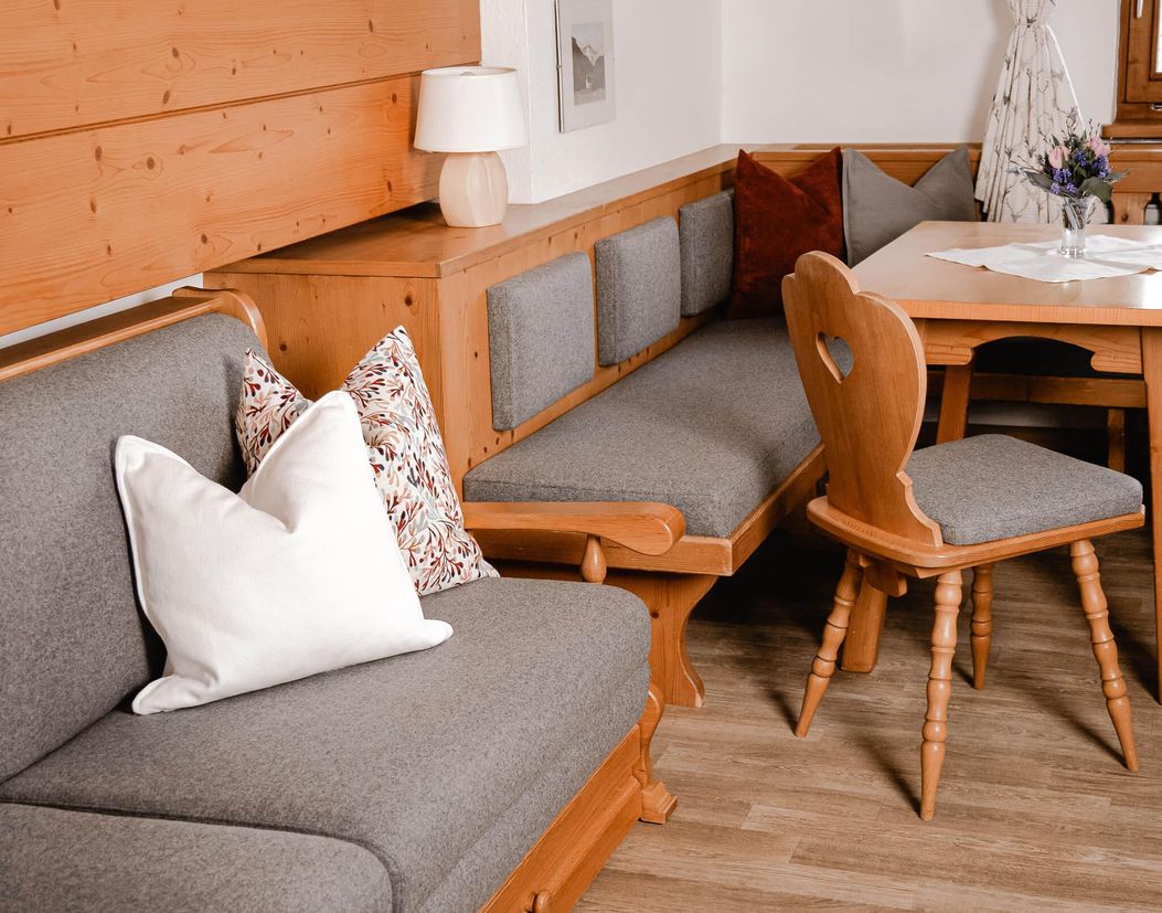 K-69102_FeWo-Schusternaegele-Wohnraum-Detail_6531_