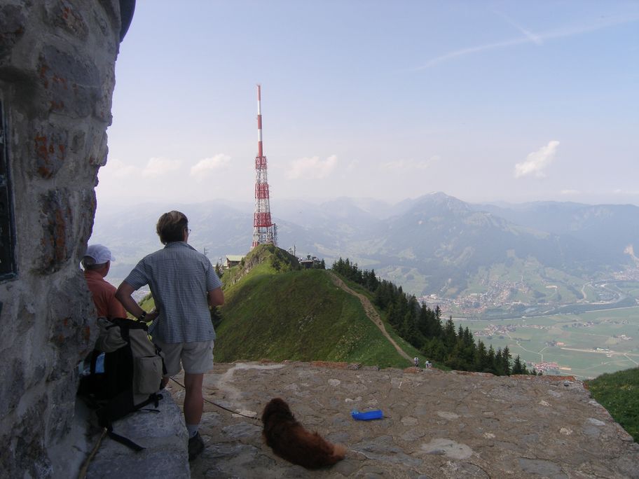 Ein phantastischer Blick vom Grünten entlohnt für die Mühen des Aufstiegs.