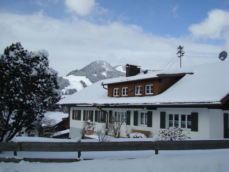 Haus im Winter