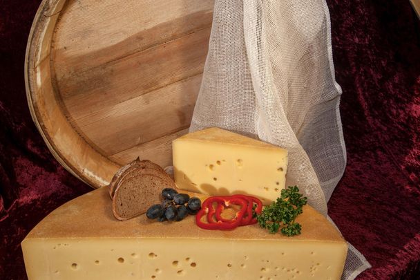 Bergbauern-Sennerei Hüttenberg - Bergkäse mittelal