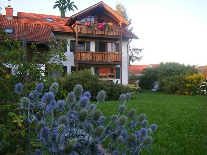 A herzlichs Grüß Gott auf dem Scharpf Hof