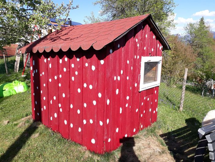 Unser kleines Spielhäuschen für die Jüngsten