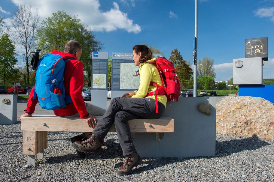 Stadtbank am Start- und Willkommensplatz