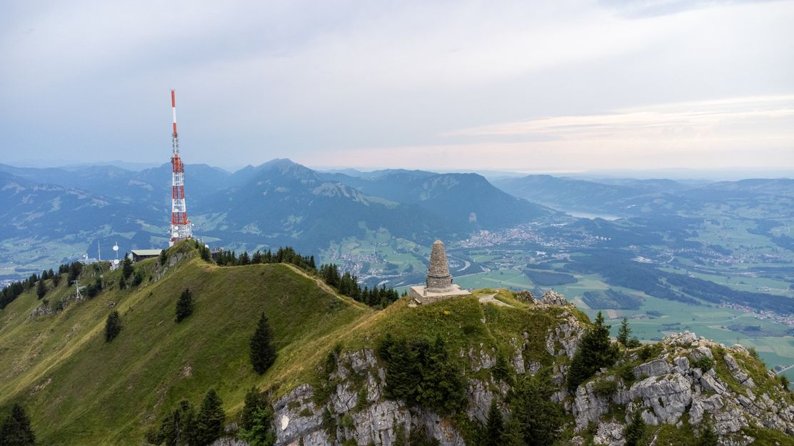 Über den Großen Wald auf den Grünten