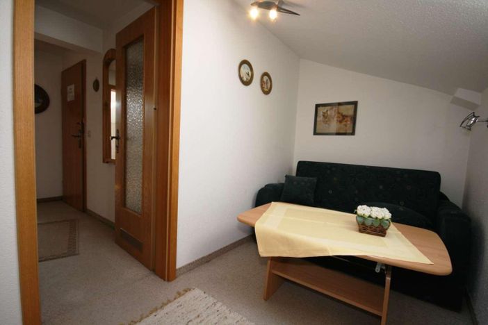3. Zimmer mit Couch