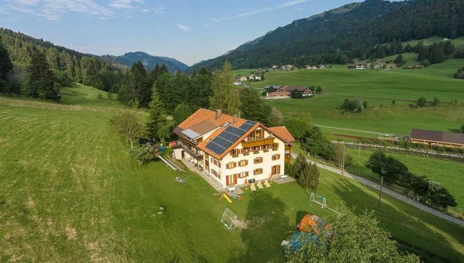 Unser Haus von Oben