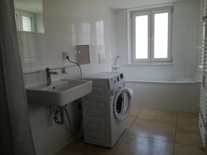 Bad, Dusche, WC, Badewanne