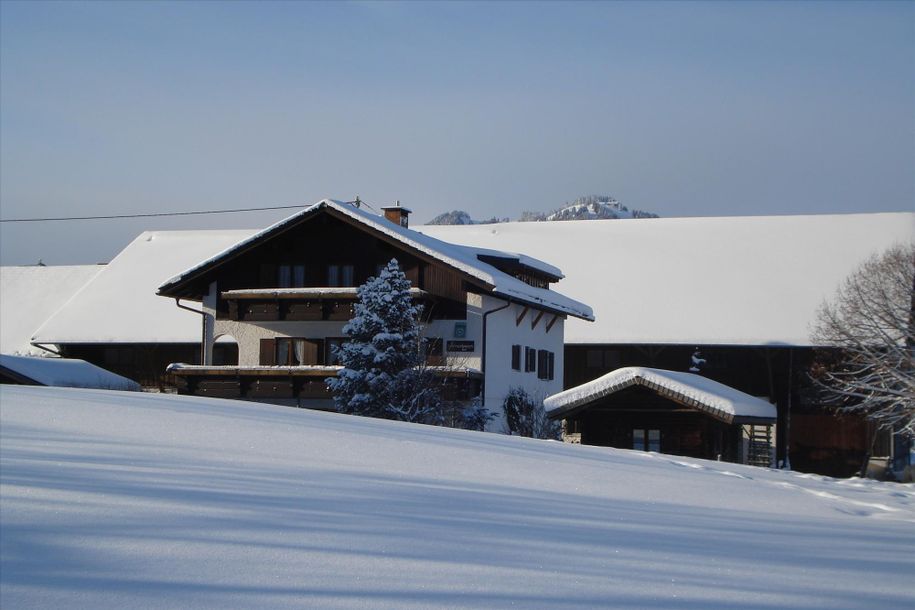 Winterbild Ferienhof Hierl