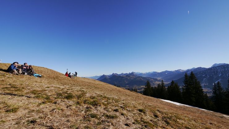 Verweilen am Gipfel des Wertacher Hörnle