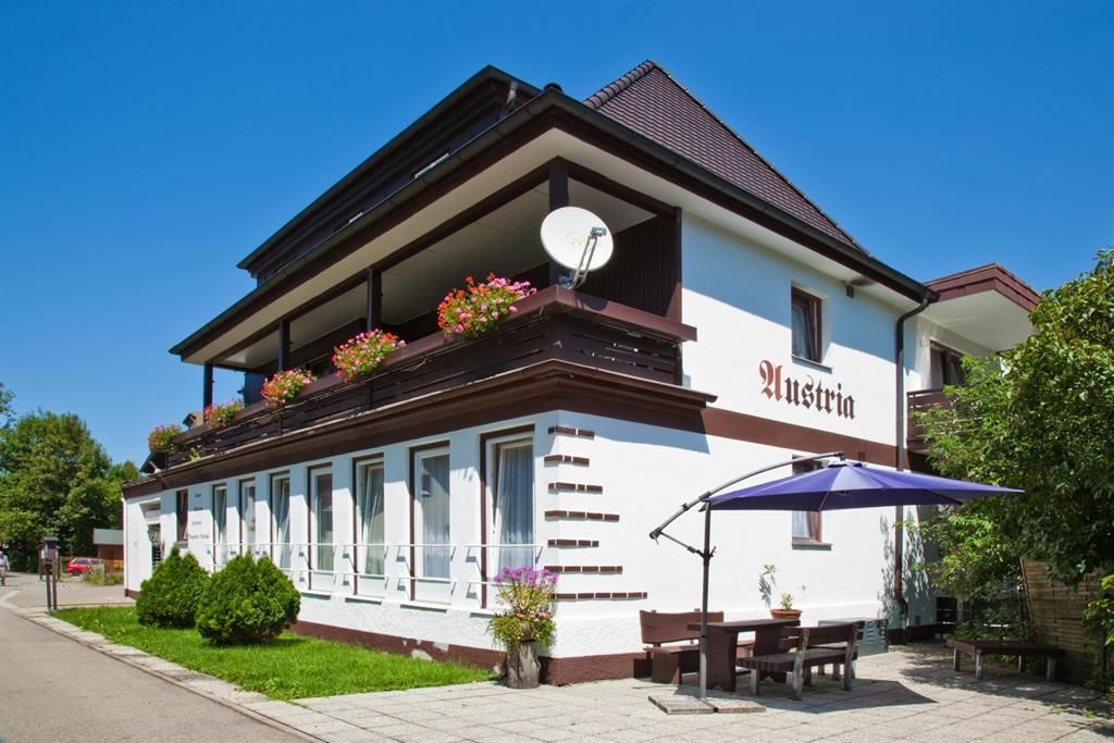 Außenansicht Sommer 2