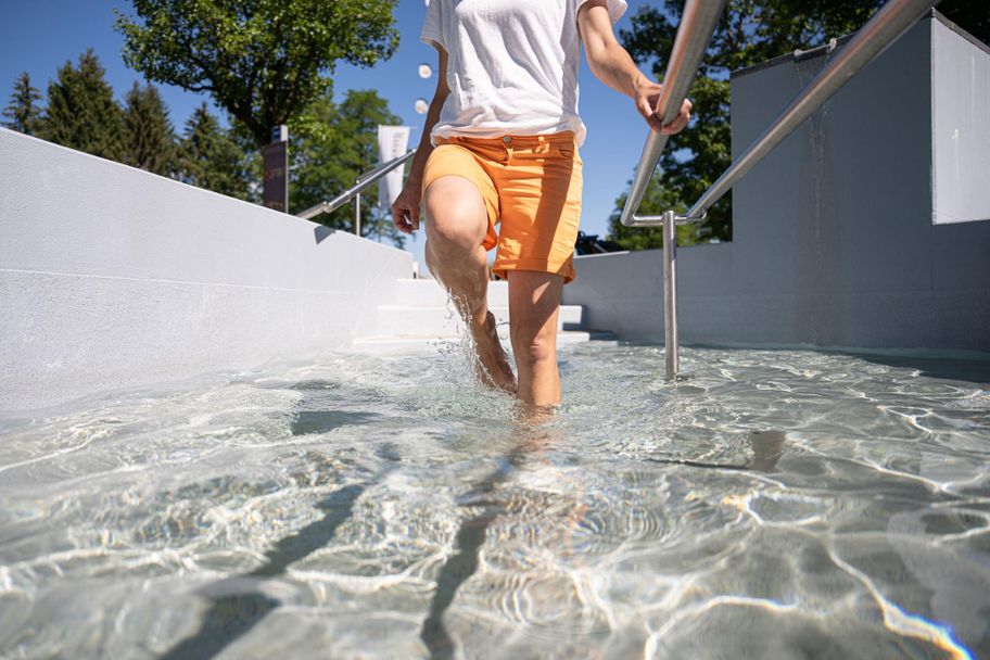 Kneipp-Tretbecken in Bolsterlang