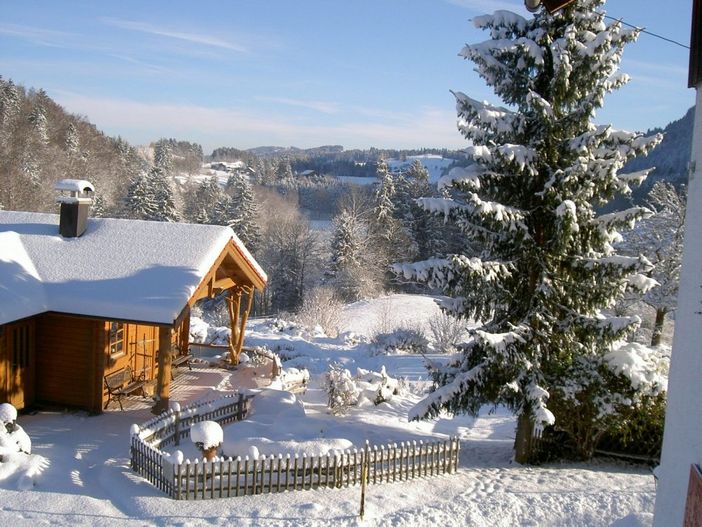 Blockhaus im Winter