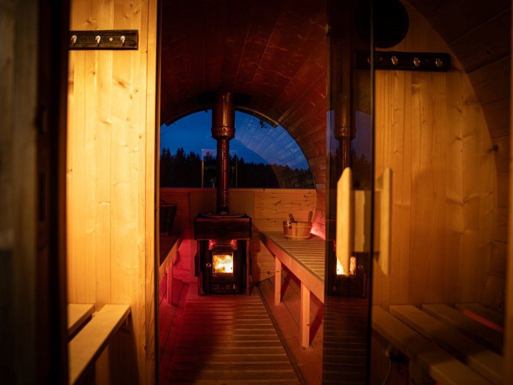 Faßsauna mit Vorraum