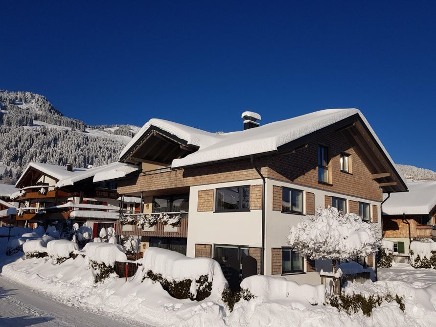 Haus Eldorado und Murmele Winteransicht