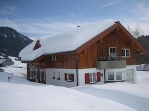 Haus im Wäldle im Winter
