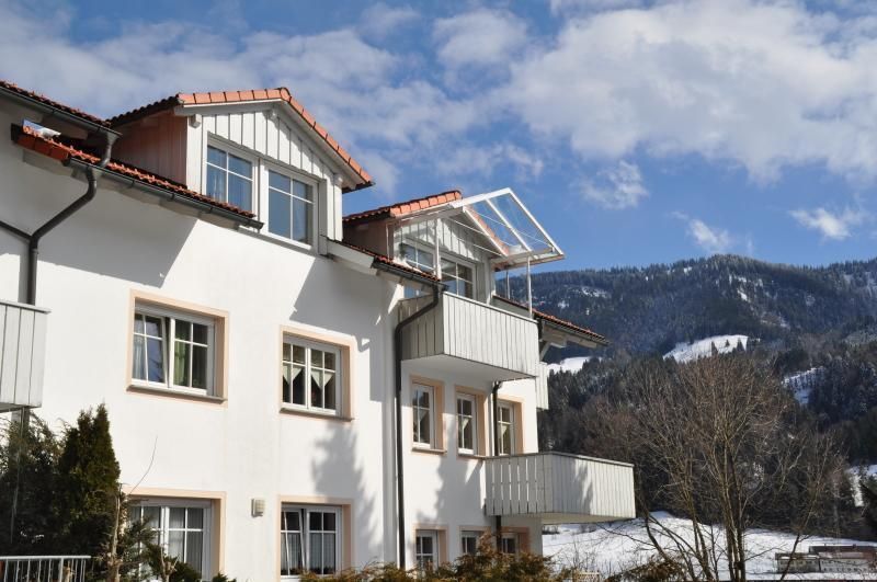 Hausansicht-Westseite mit Hündleblick