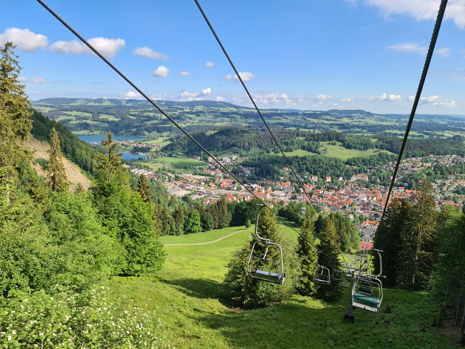 Mittagbahn mit Blick auf Immenstadt und den Alpsee