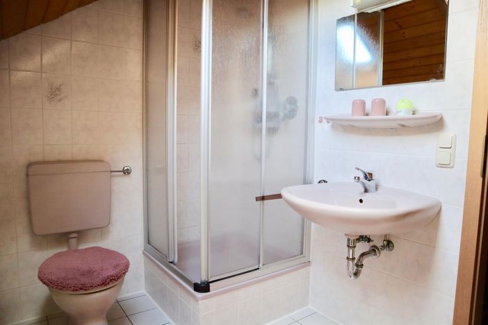 Bad mit Dusche