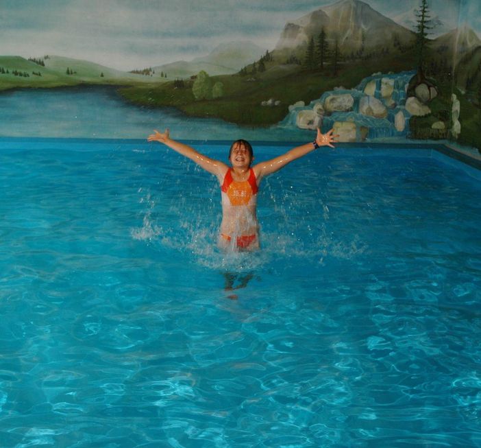 Schwimmbad 2