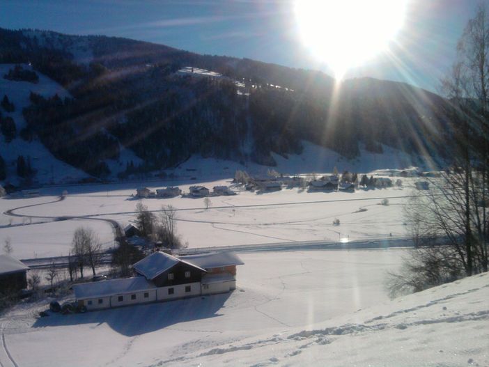Blick auf Ratholz im Winter