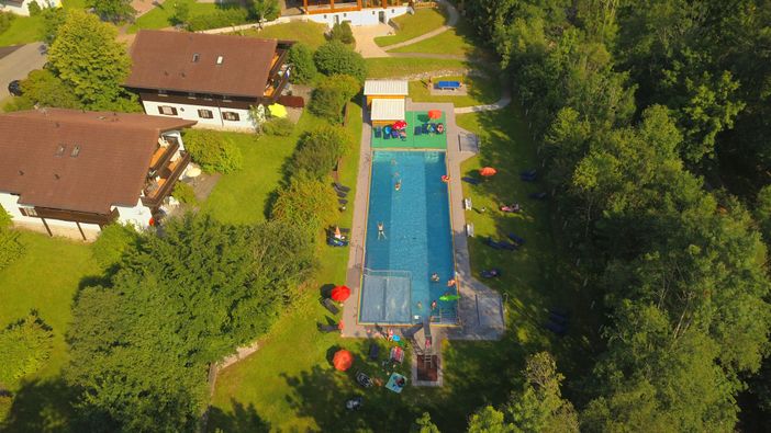 Freibad im Feriendorf