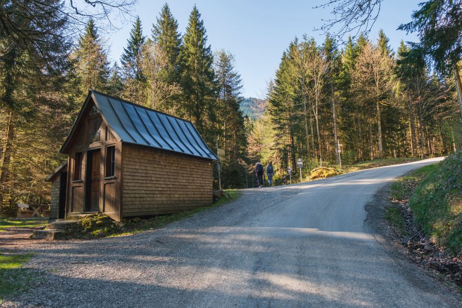 Mittagüberquerung über die Sennalpe Oberberg