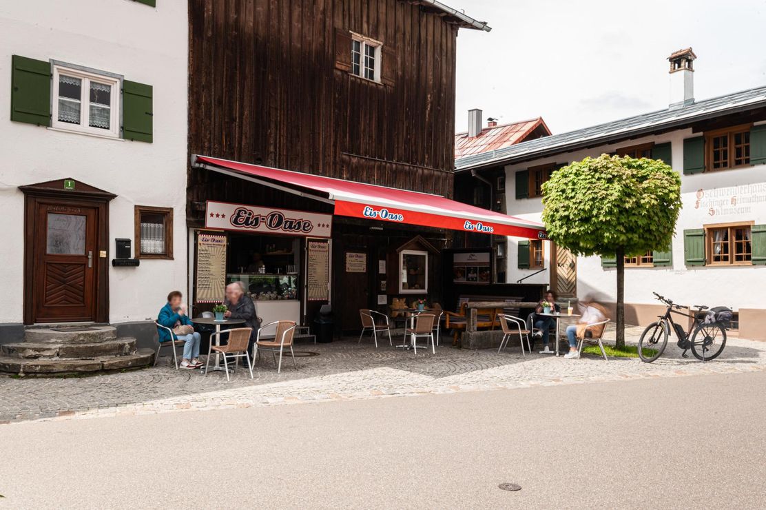 Eis-Oase / Glühwein-Oase, Fischen im Allgäu