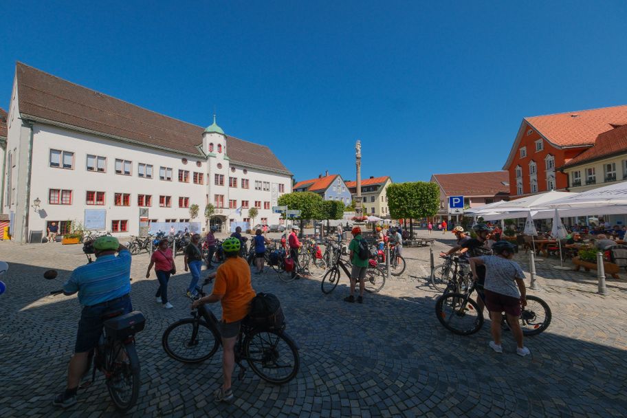 Radfahrer im Immenstädter Zentrum