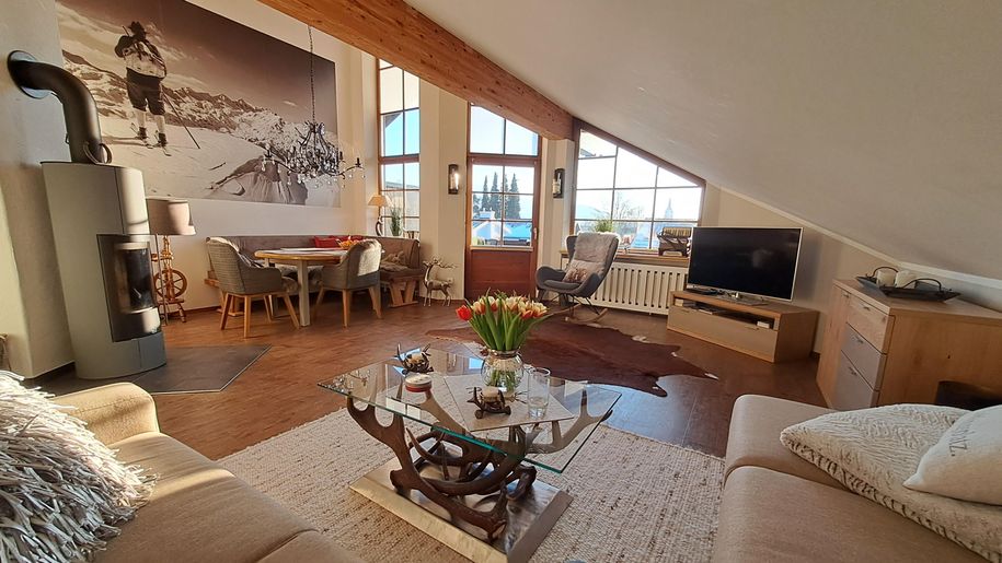 Wohn- u. Eßzimmer