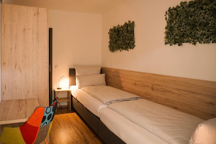 Fewo Silbermantel Schlafzimmer Zwei