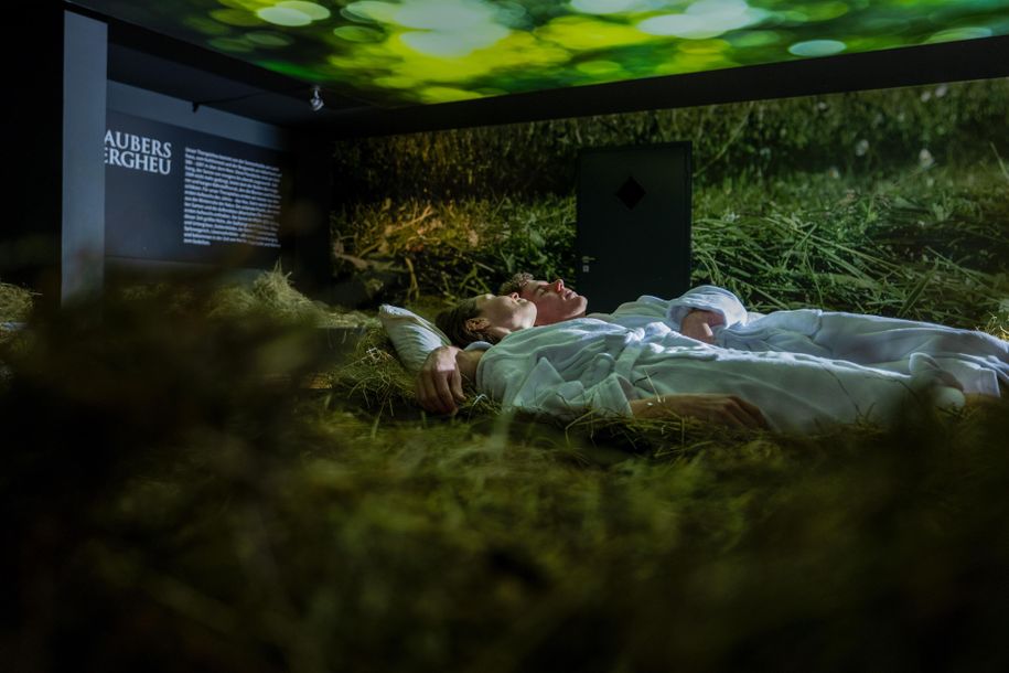 Zeit zu Zweit im Heubett