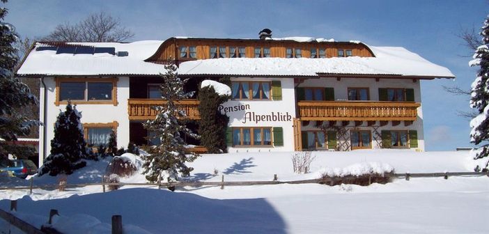 Hausansicht Winter