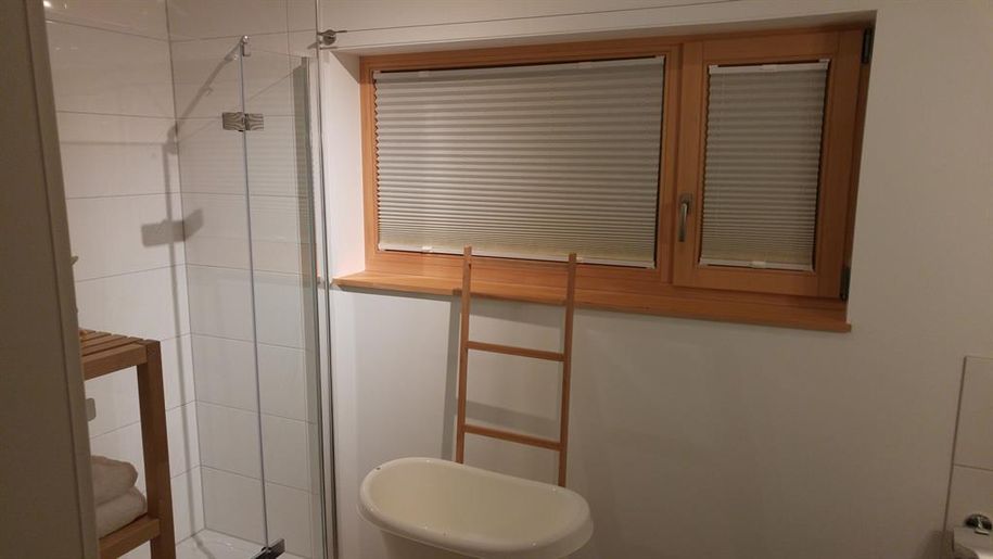Duschbereich der 3-Zimmer-Wohnung